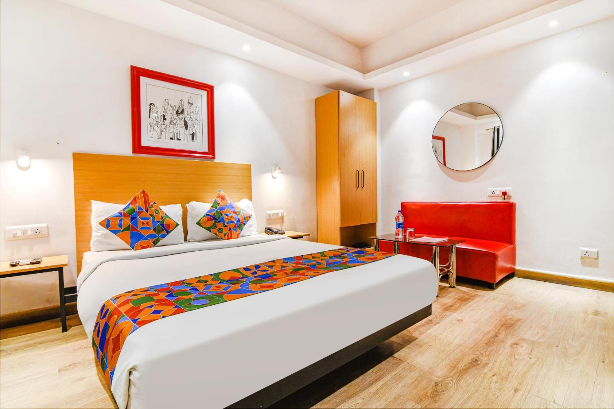 Готель Super Townhouse Suncitel Near Kolkata Airport Dam Dam Екстер'єр фото