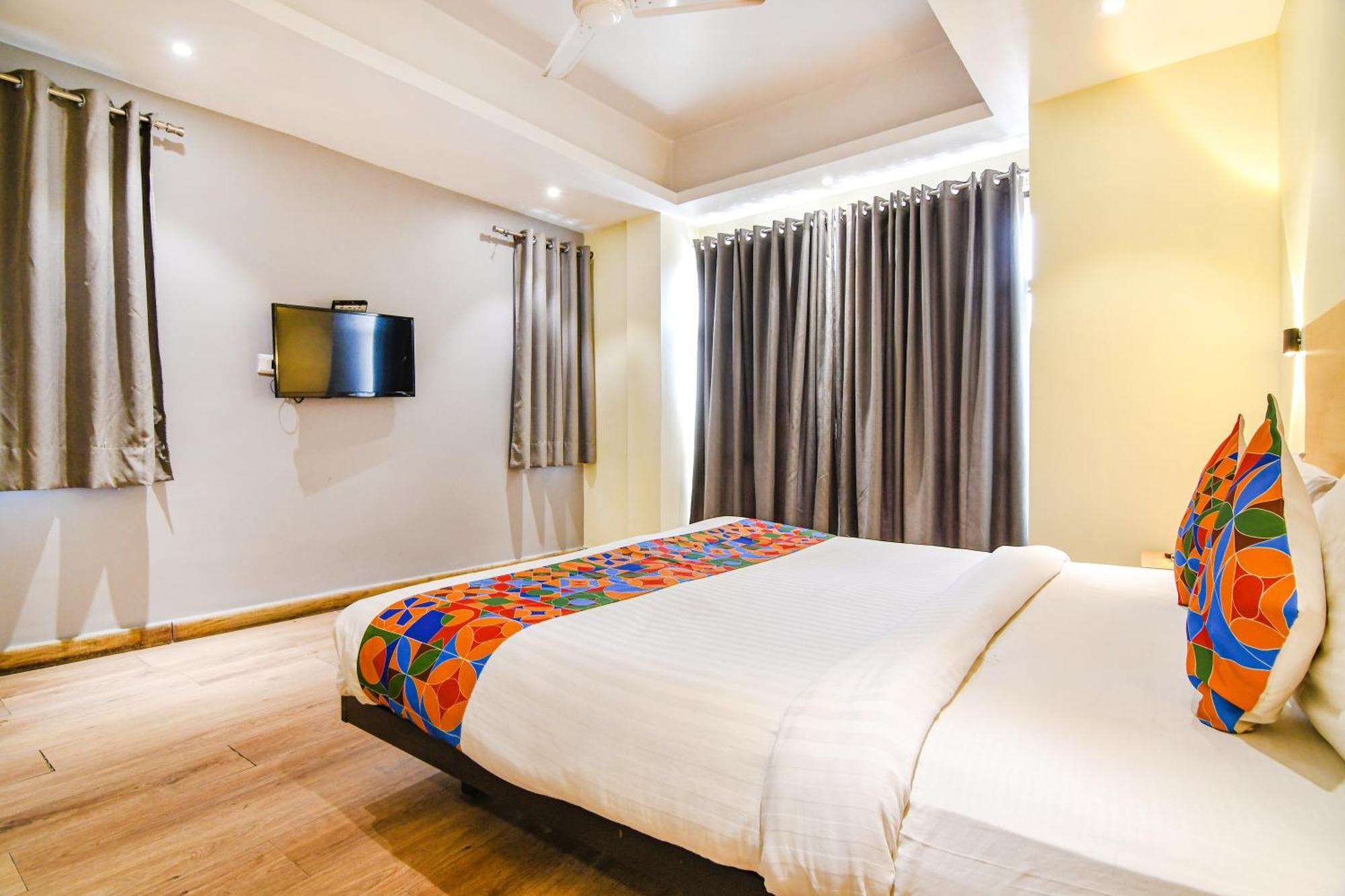 Готель Super Townhouse Suncitel Near Kolkata Airport Dam Dam Екстер'єр фото