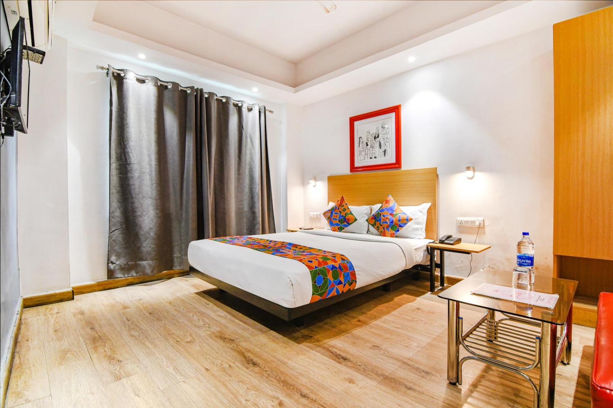 Готель Super Townhouse Suncitel Near Kolkata Airport Dam Dam Екстер'єр фото