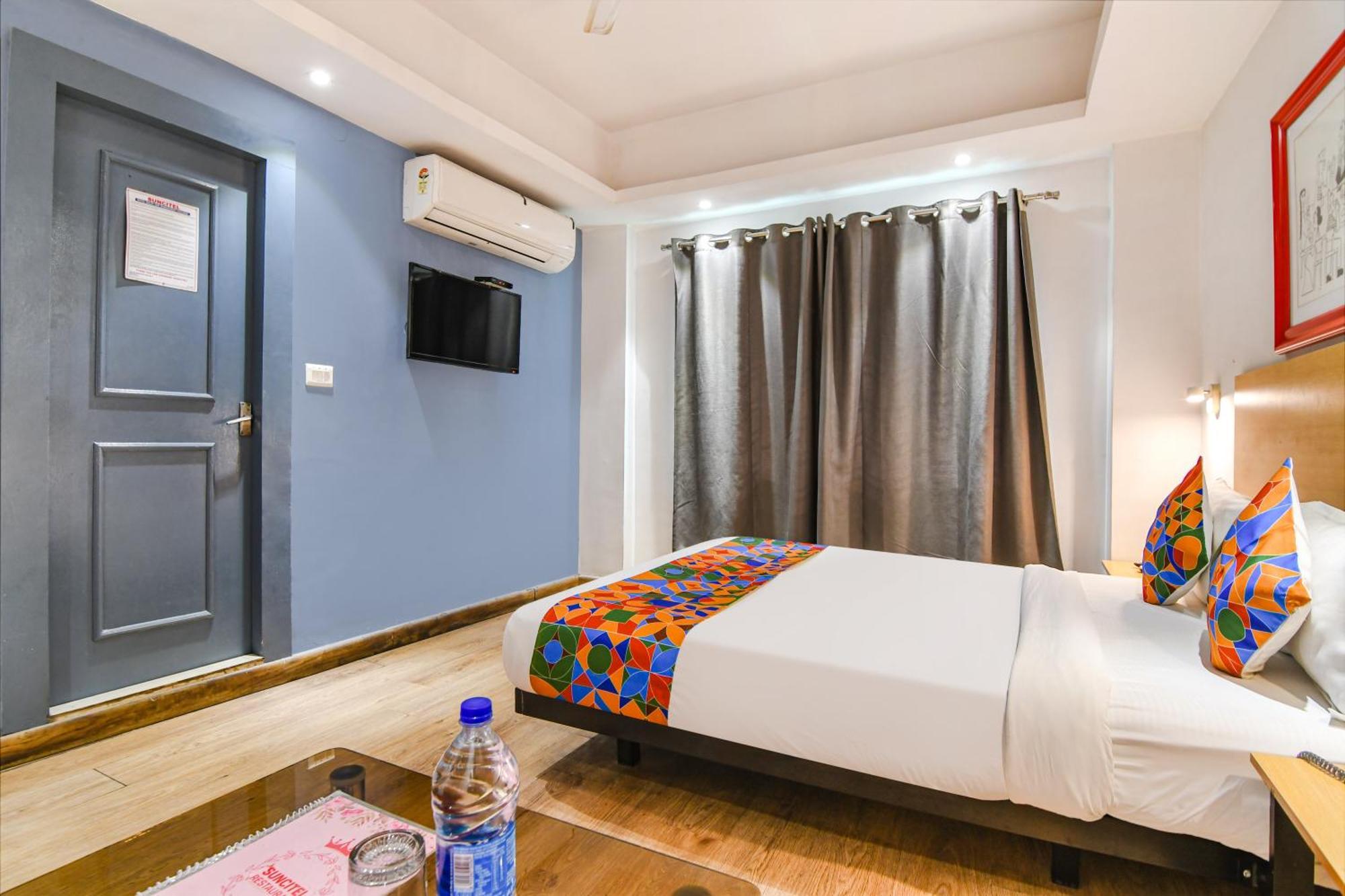 Готель Super Townhouse Suncitel Near Kolkata Airport Dam Dam Екстер'єр фото