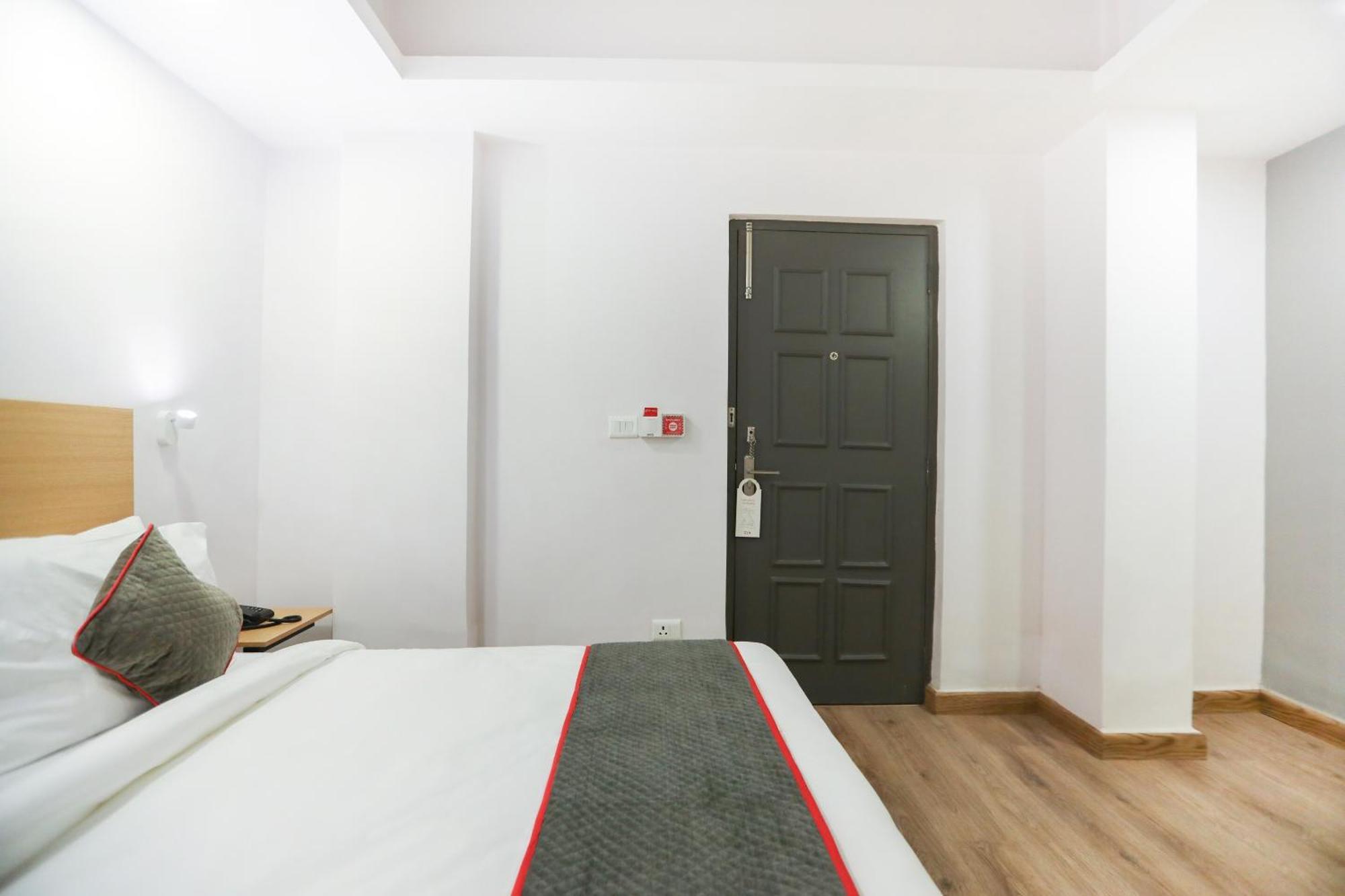 Готель Super Townhouse Suncitel Near Kolkata Airport Dam Dam Екстер'єр фото